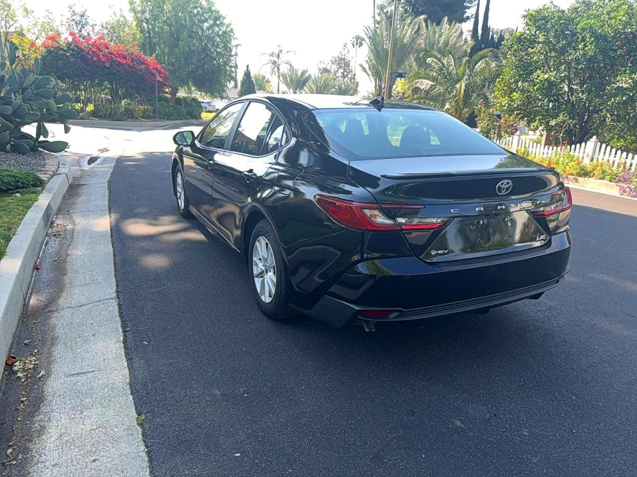 2025 TOYOTA CAMRY