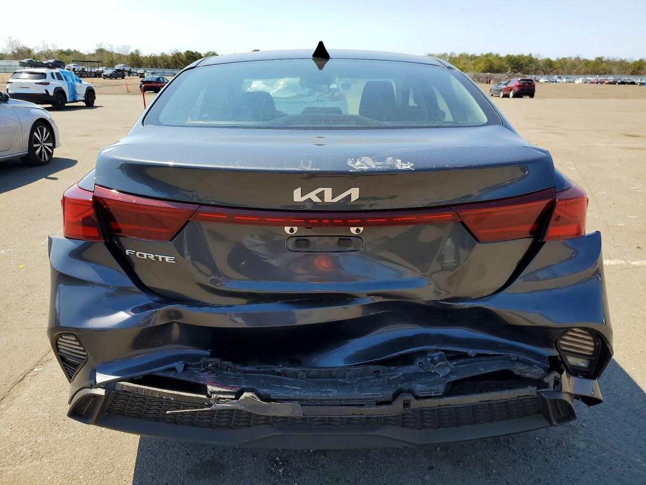 2024 KIA FORTE