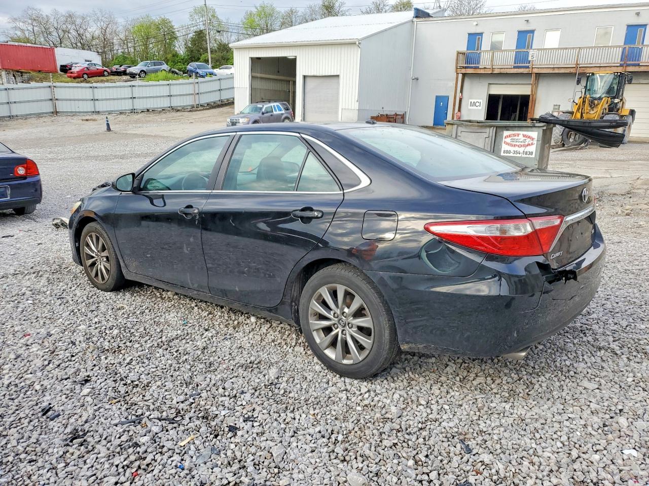 2015 TOYOTA CAMRY
