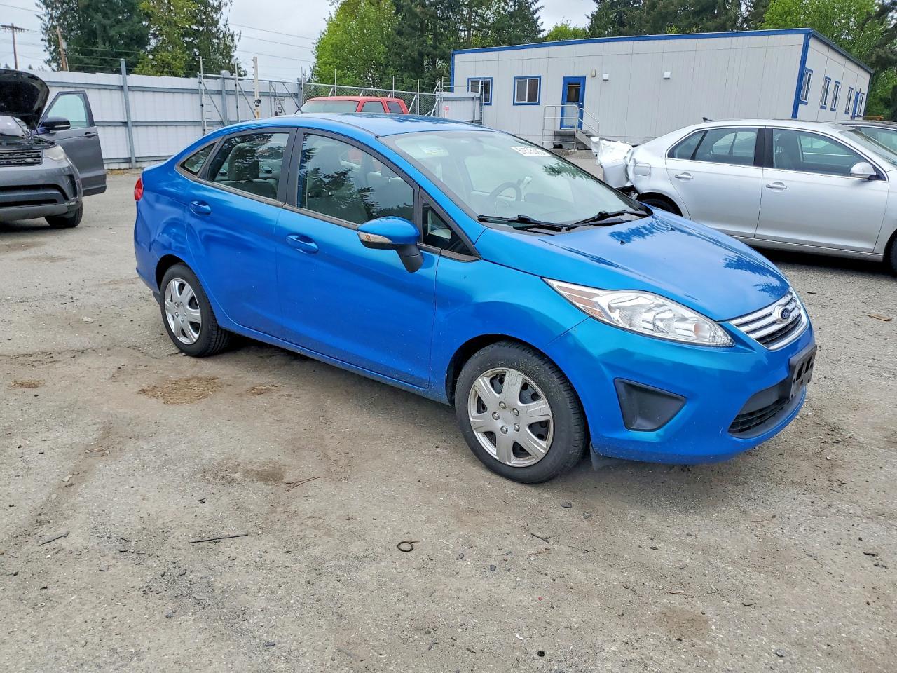 2013 FORD Fiesta