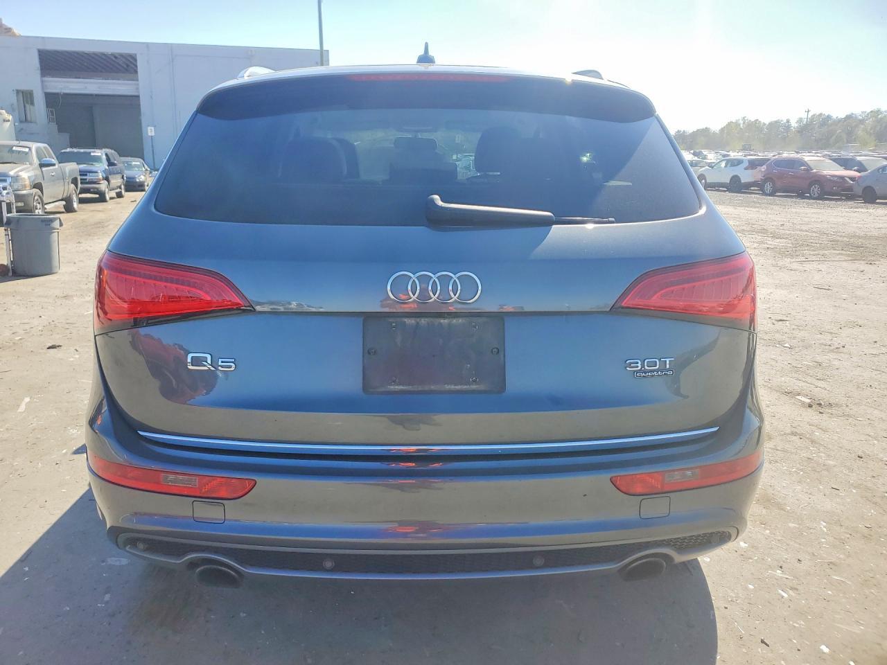 2015 AUDI Q5