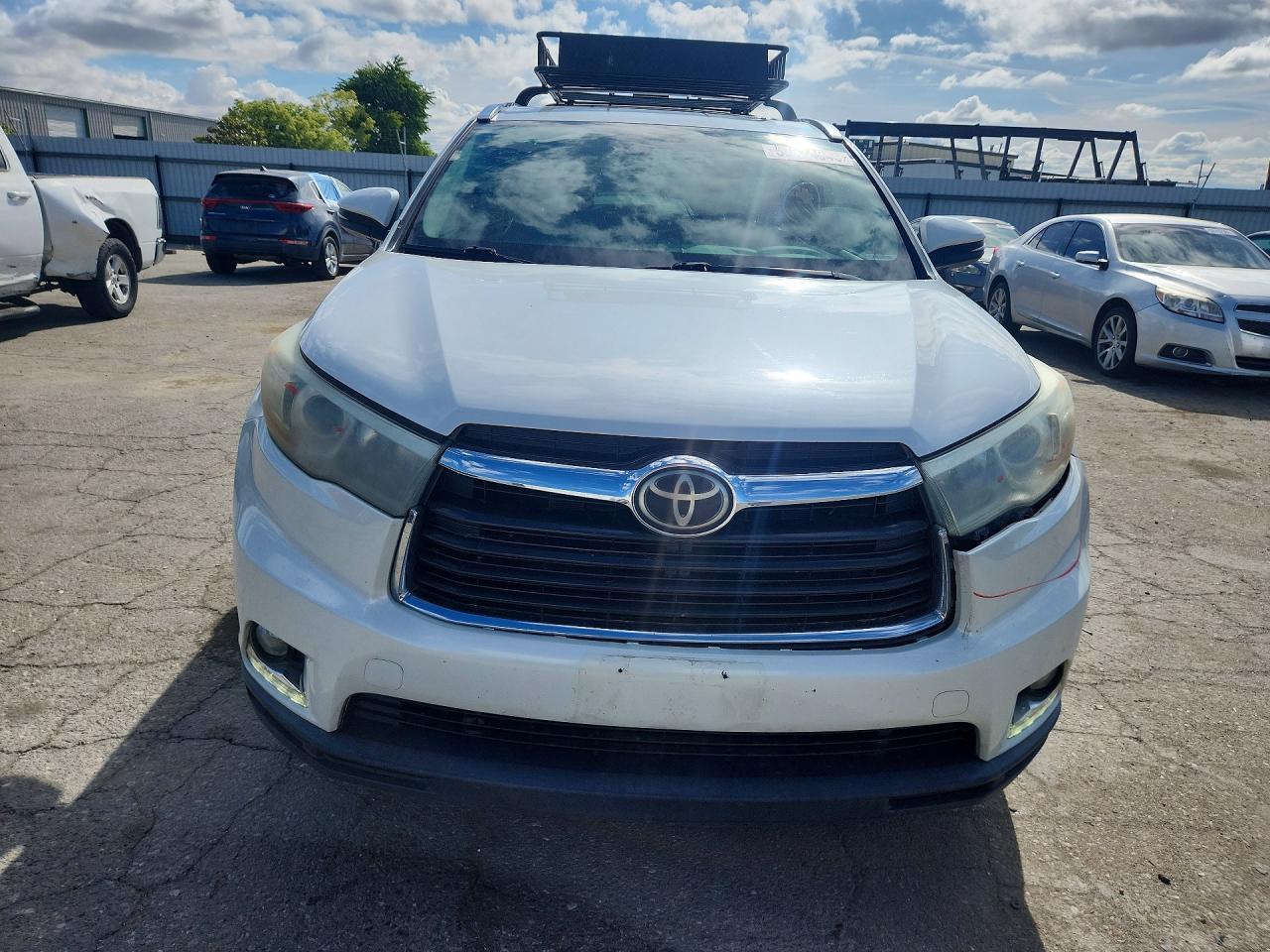2014 TOYOTA HIGHLANDER
