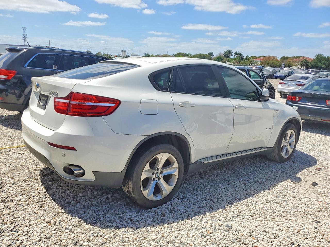 2014 BMW X6
