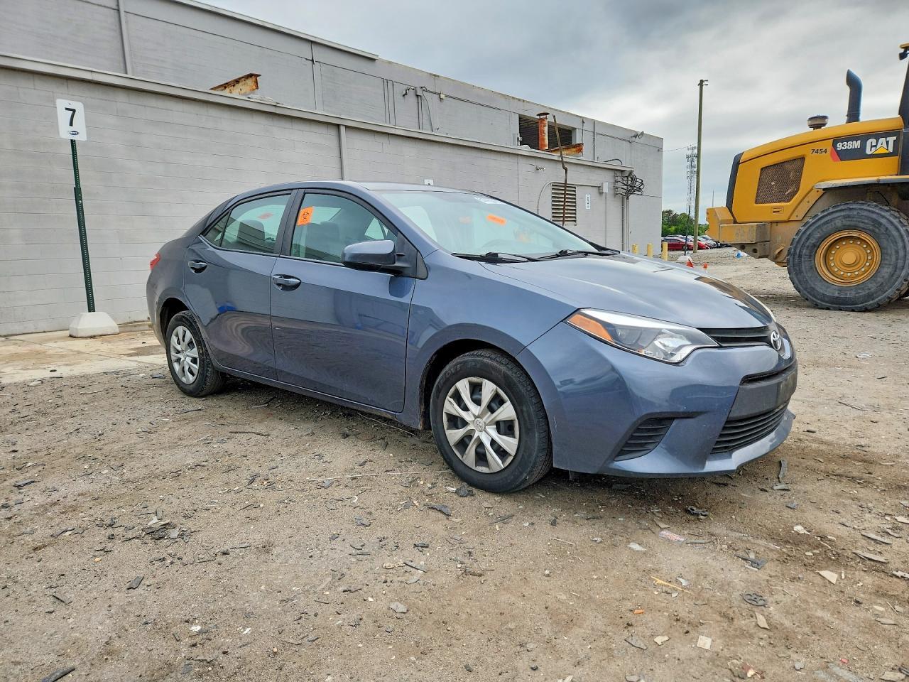 2016 TOYOTA COROLLA