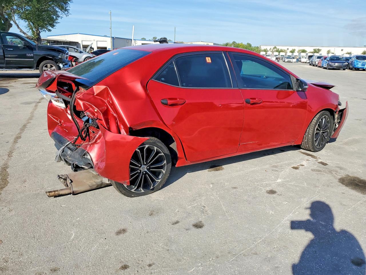2015 TOYOTA COROLLA