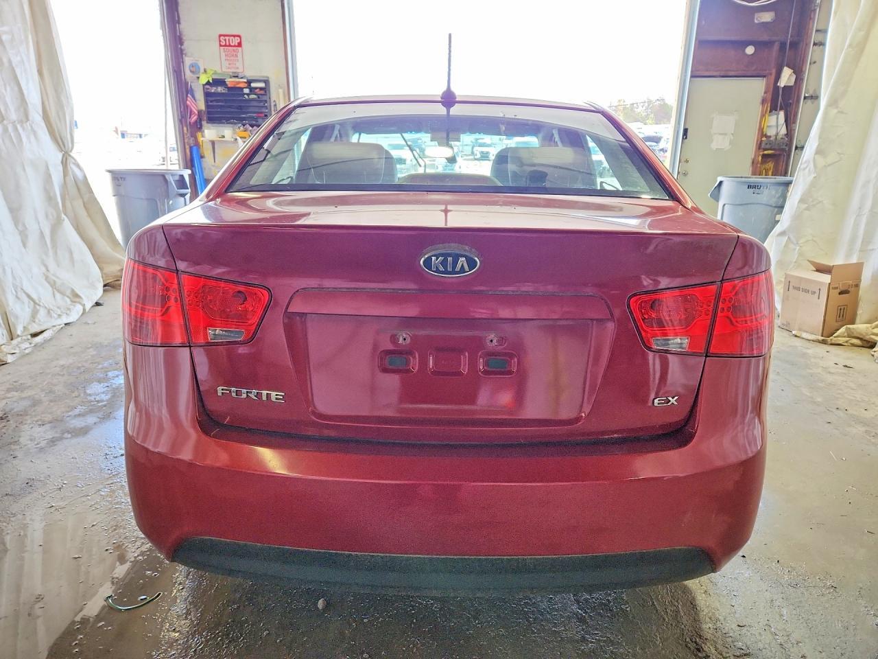 2010 KIA FORTE