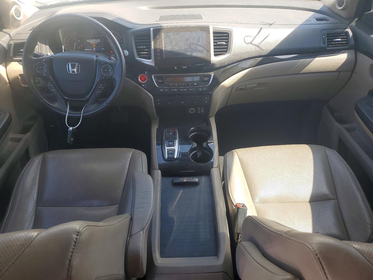 2017 HONDA PILOT