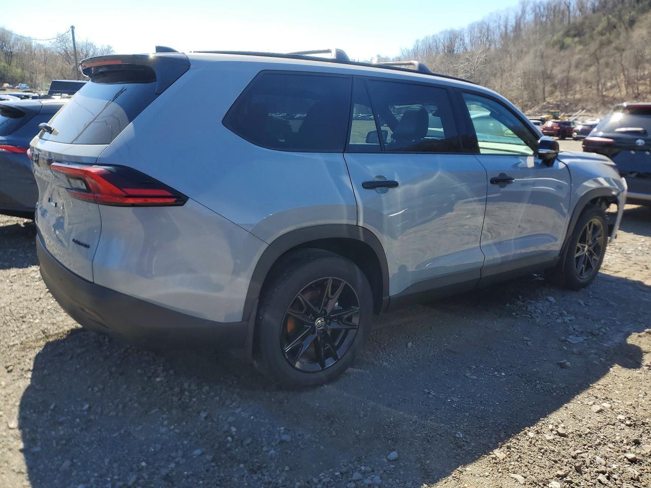 2025 TOYOTA HIGHLANDER