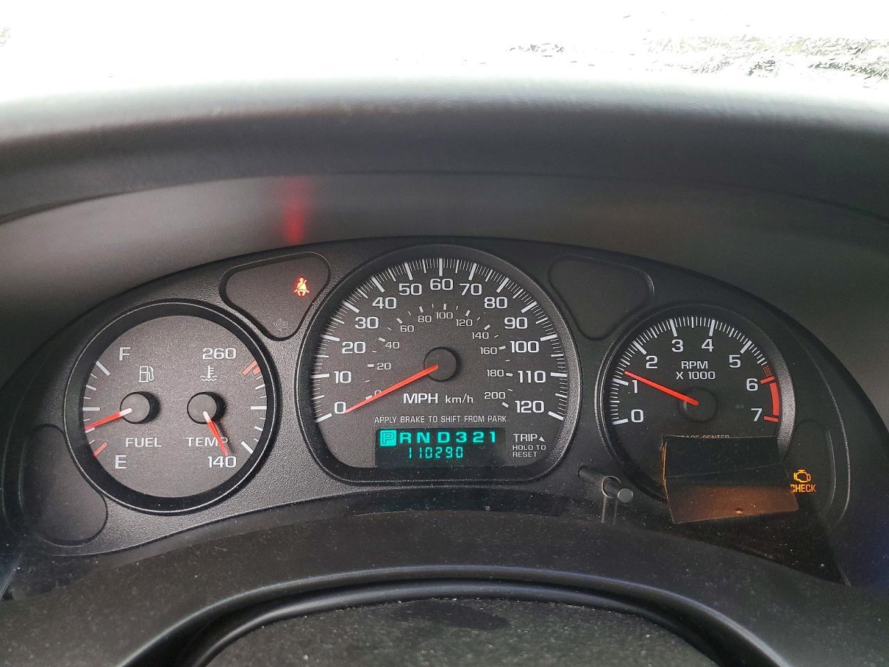 2002 CHEVROLET Monte Carlo