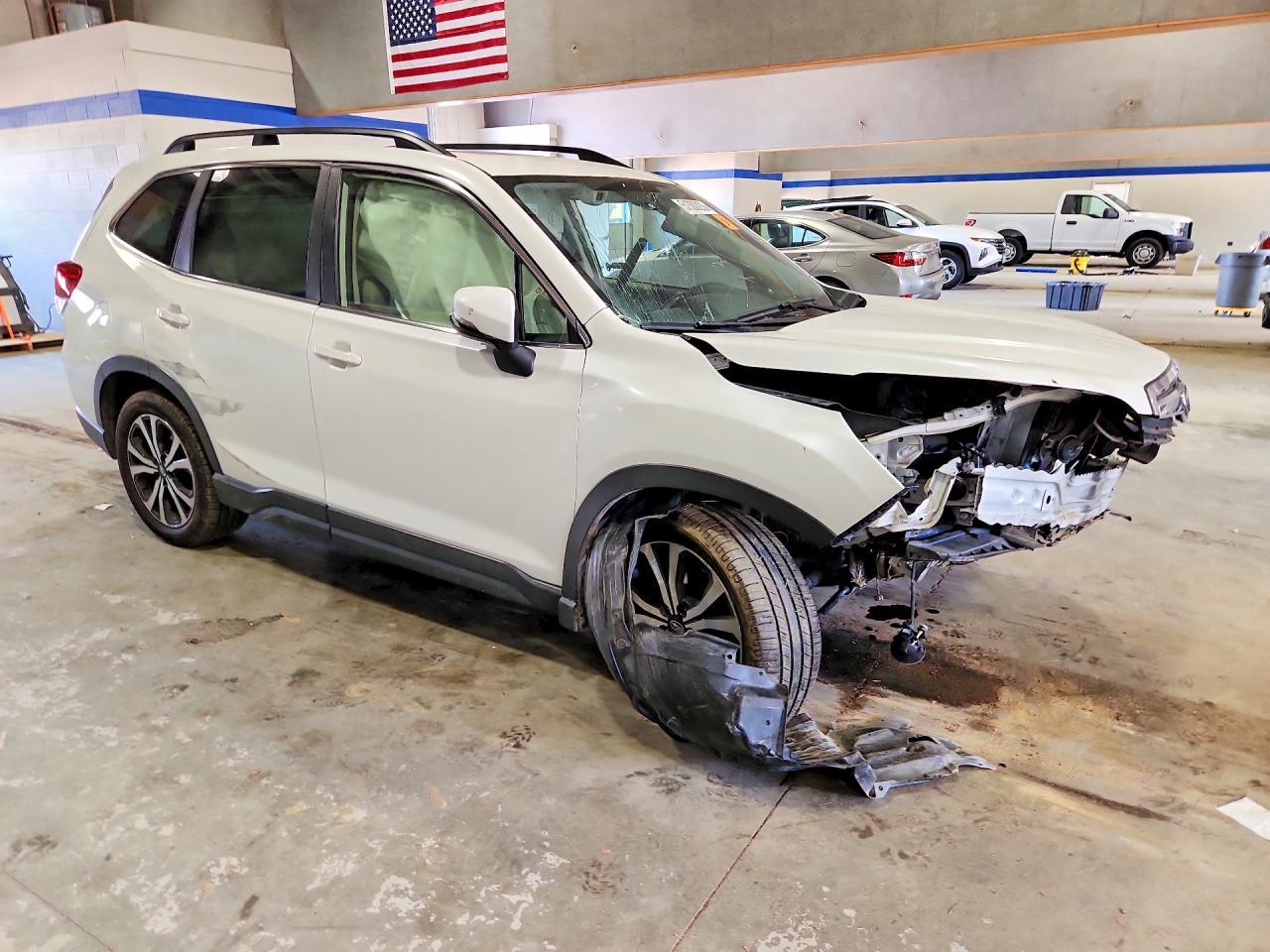 2019 SUBARU FORESTER