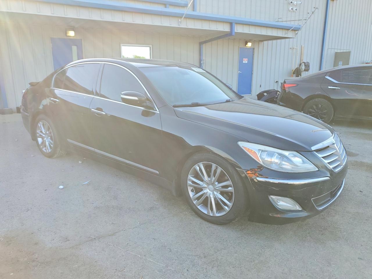 2012 HYUNDAI GENESIS