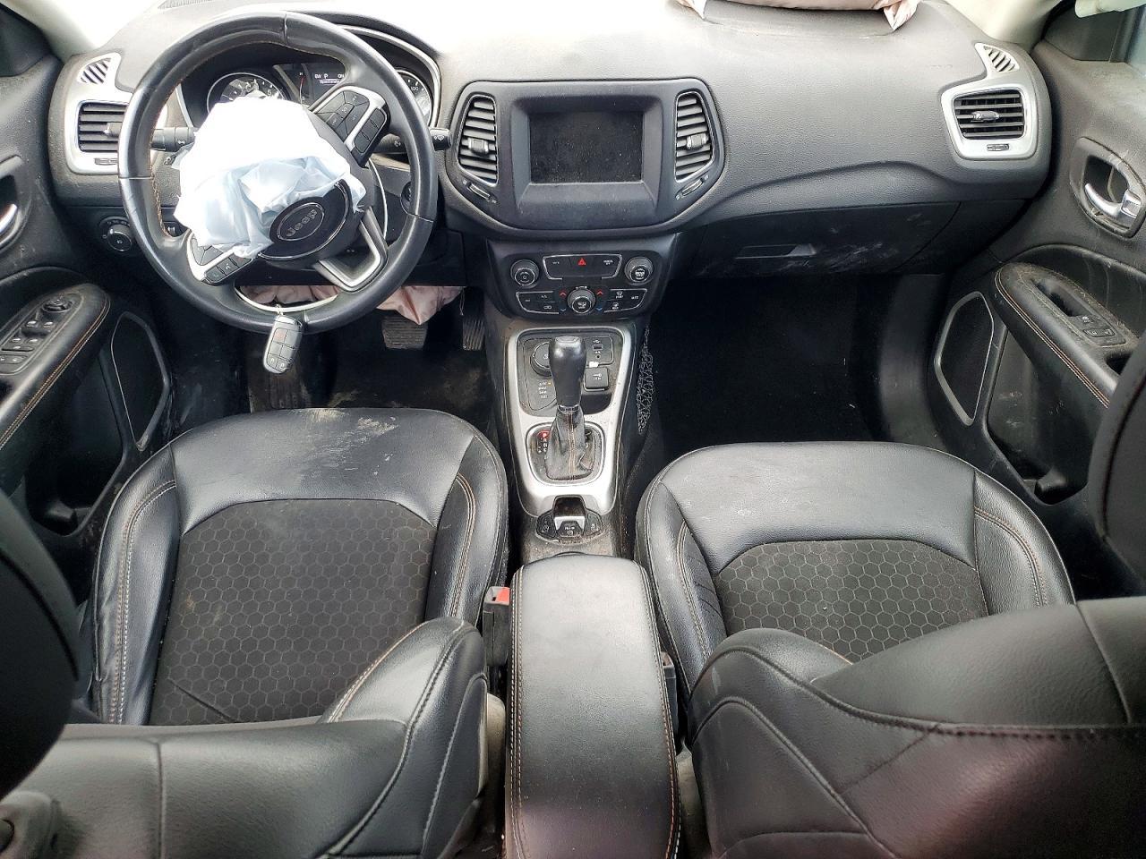 2021 JEEP Compass