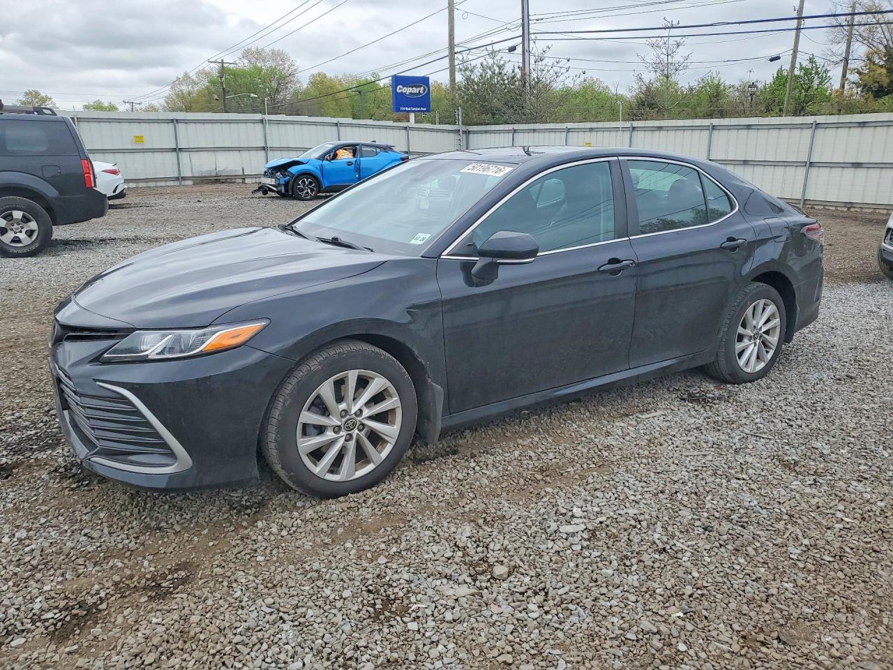 2022 TOYOTA CAMRY