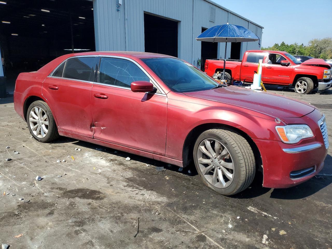 2014 CHRYSLER 300
