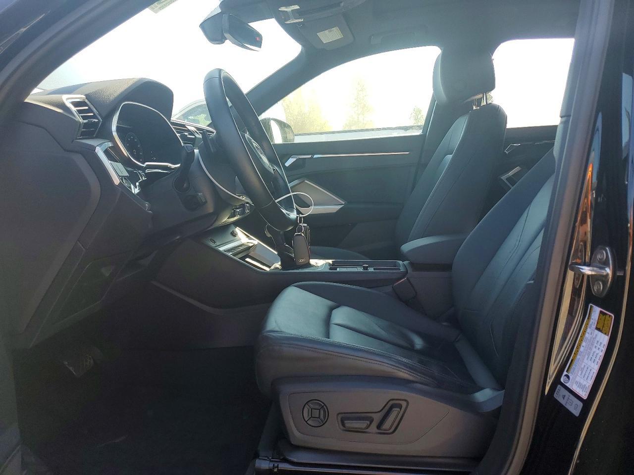 2021 AUDI Q3