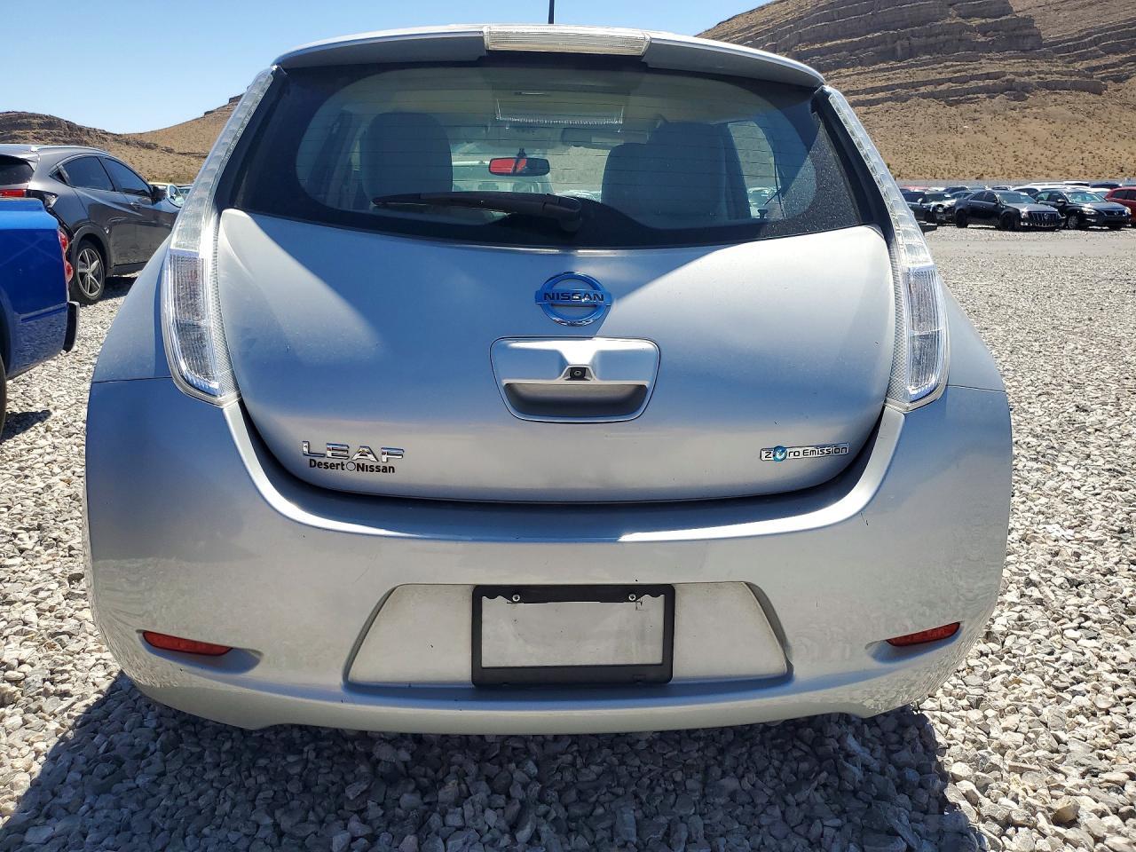 2012 NISSAN LEAF