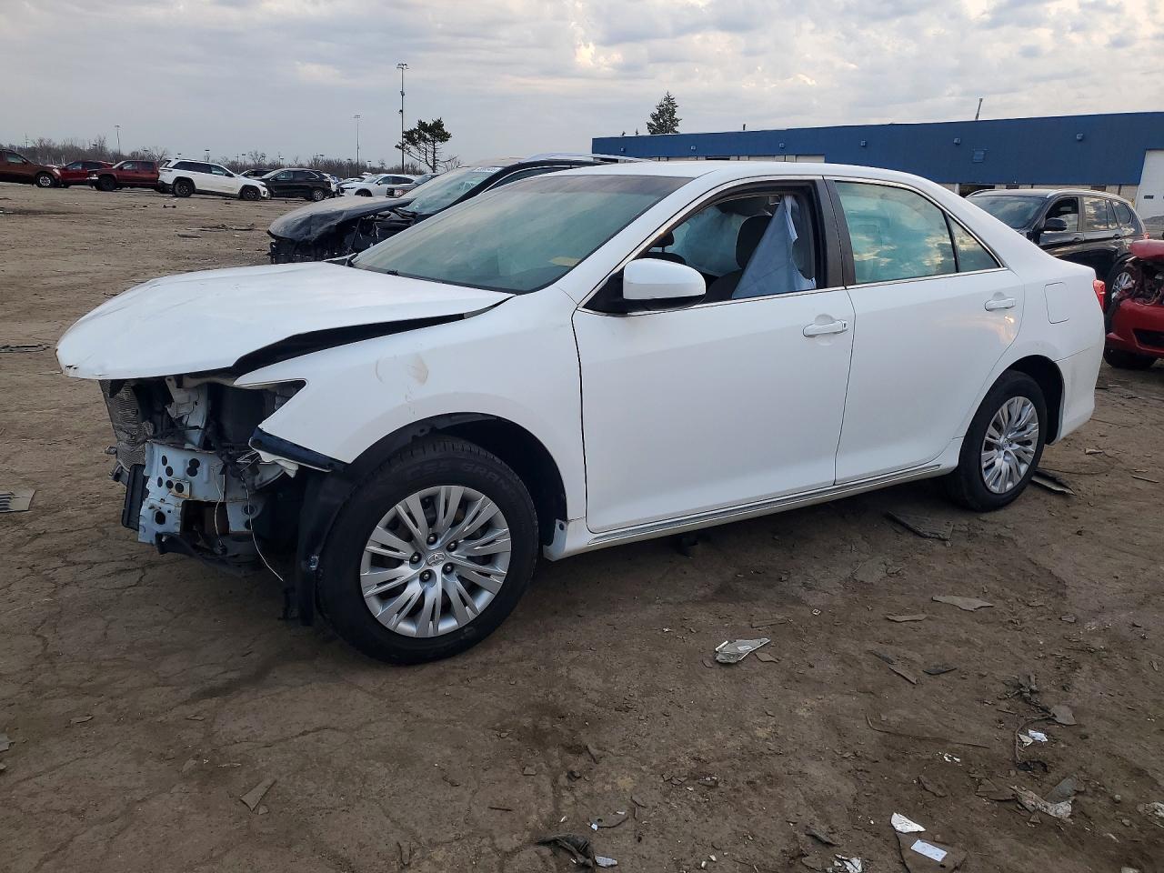 2012 TOYOTA CAMRY