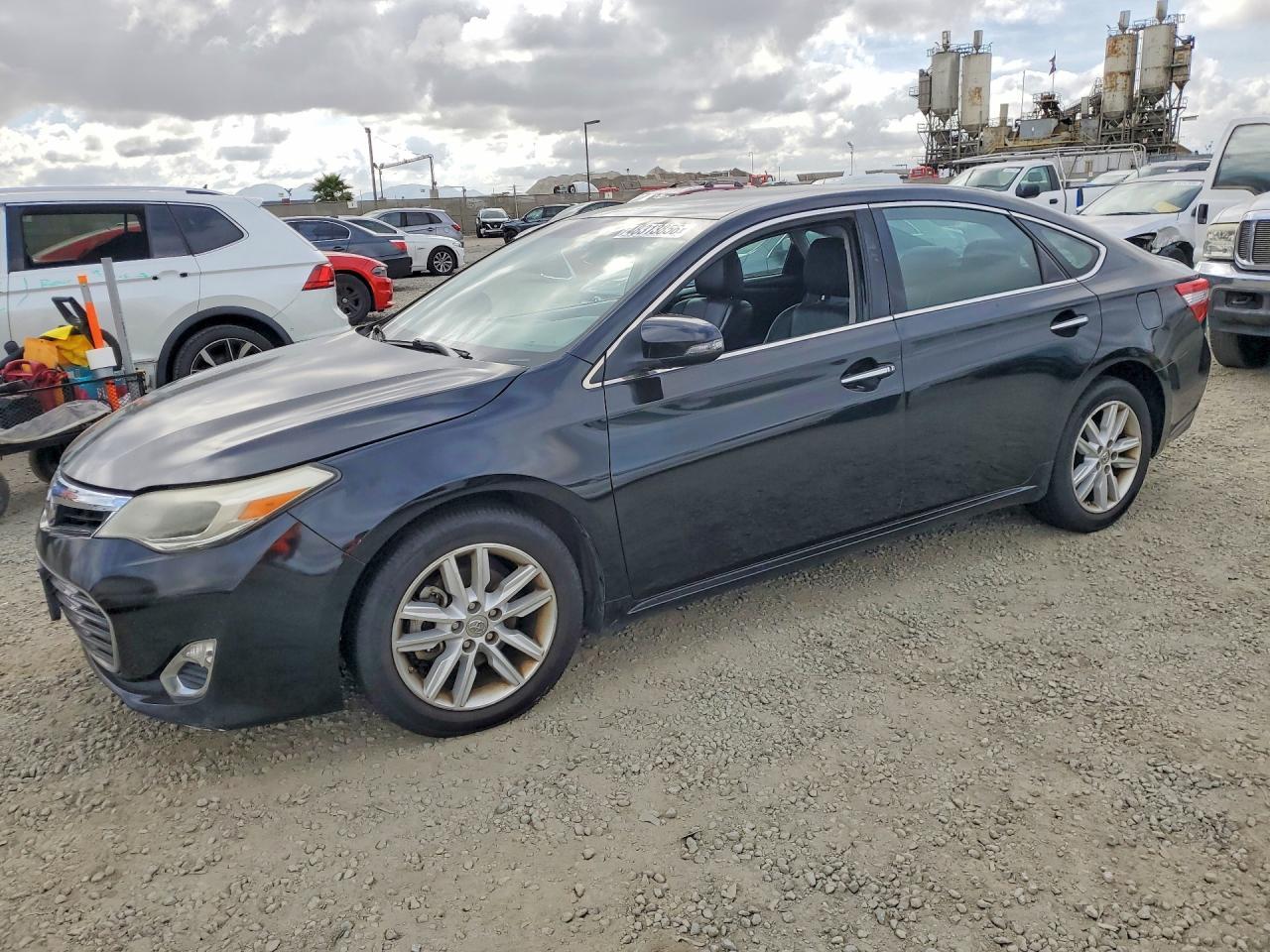 2014 TOYOTA Avalon
