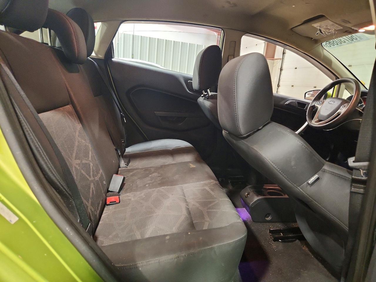 2012 FORD Fiesta