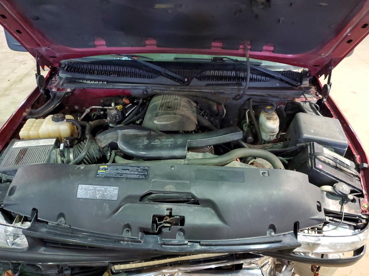 2004 CHEVROLET Suburban