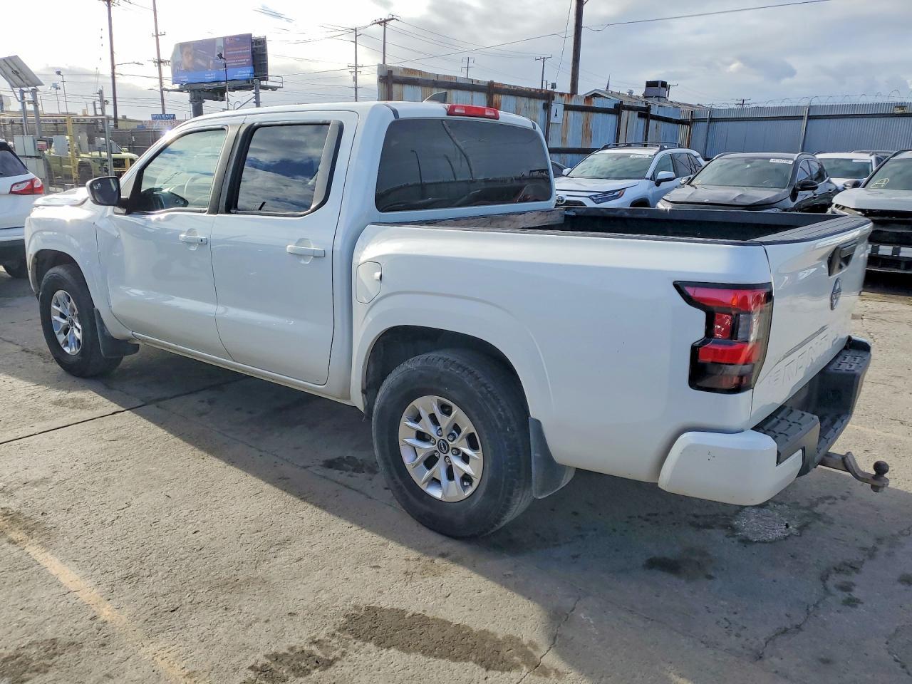 2024 NISSAN Frontier