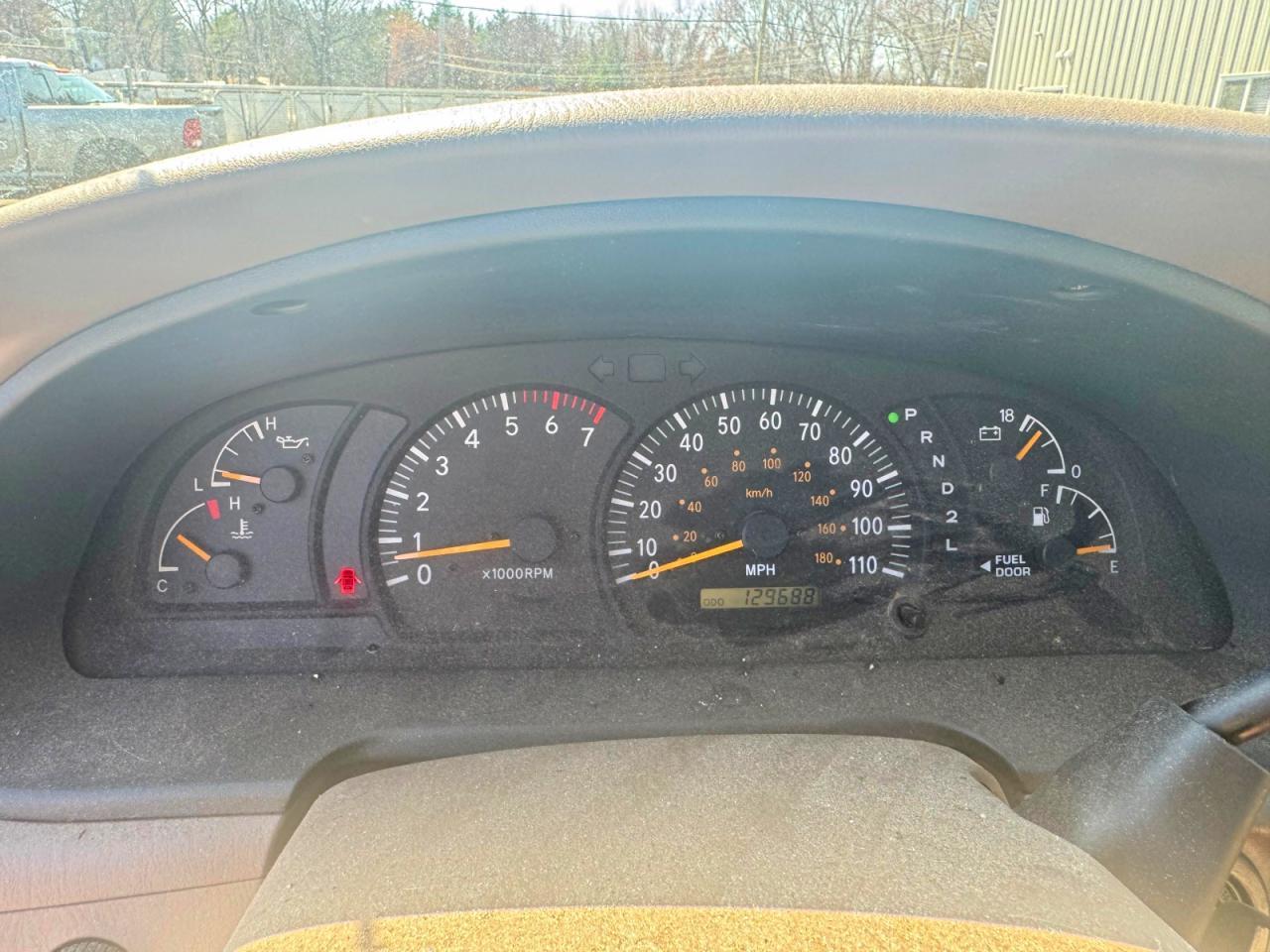 2004 TOYOTA TUNDRA