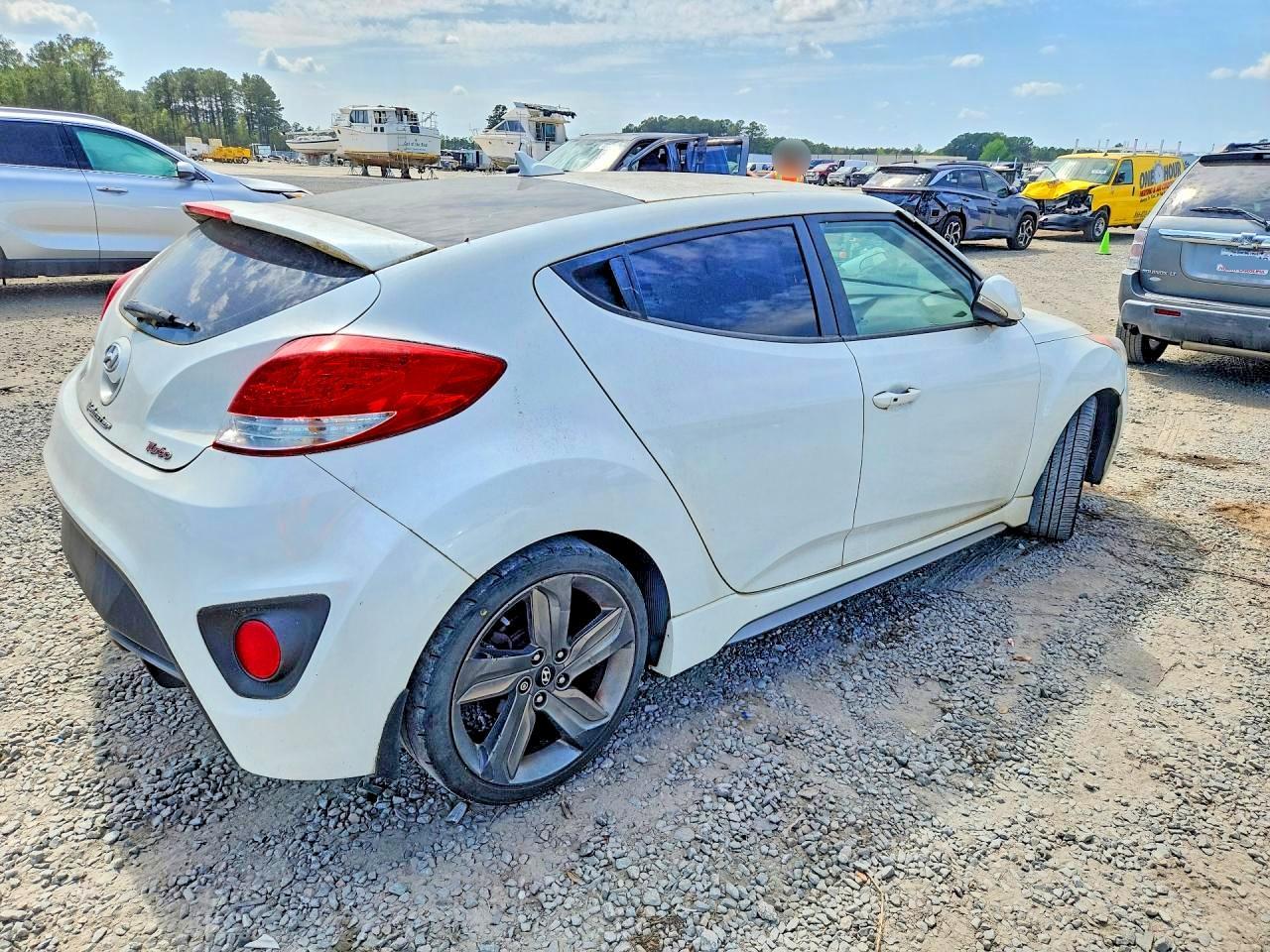 2015 HYUNDAI VELOSTER