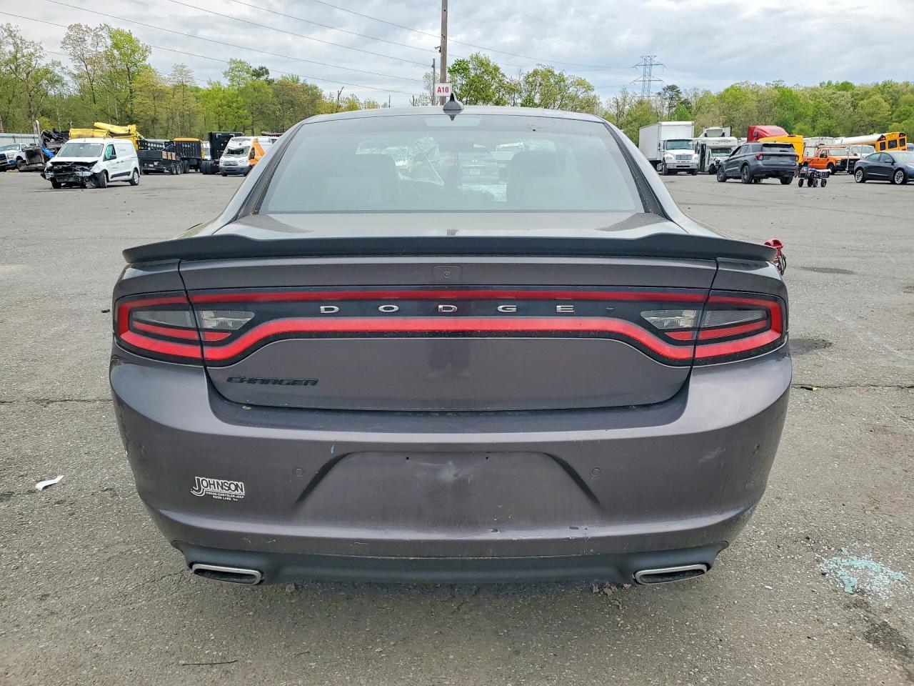 2017 DODGE CHARGER