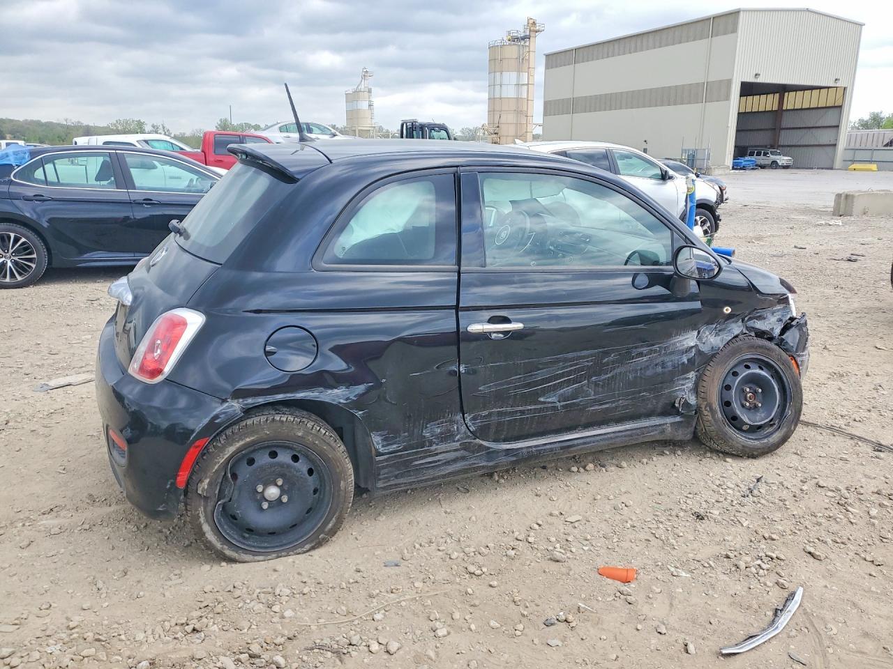 2015 FIAT 500