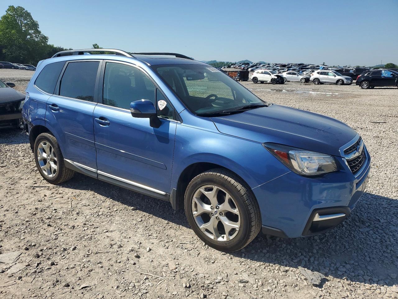 2017 SUBARU FORESTER