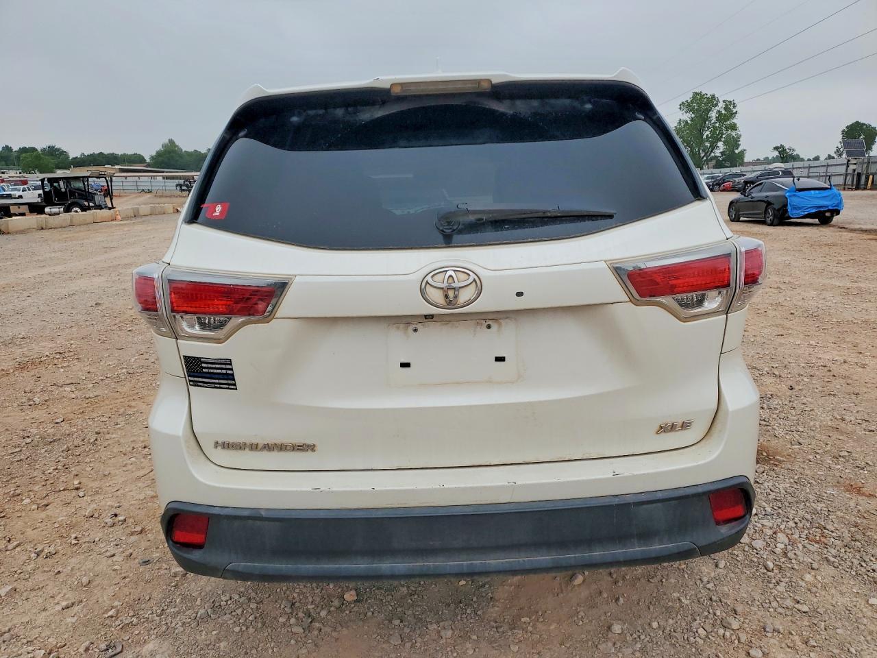 2014 TOYOTA HIGHLANDER