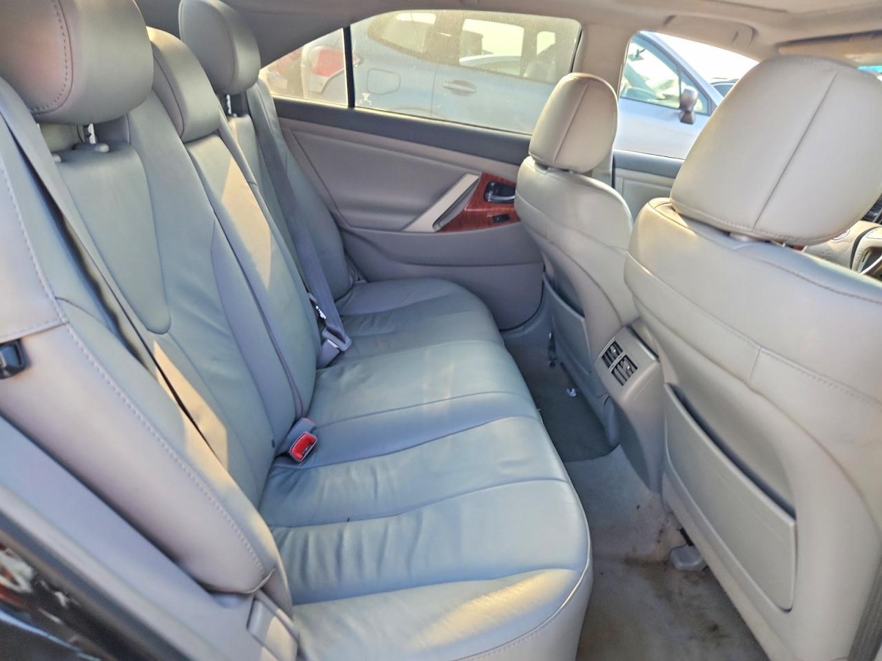 2010 TOYOTA CAMRY