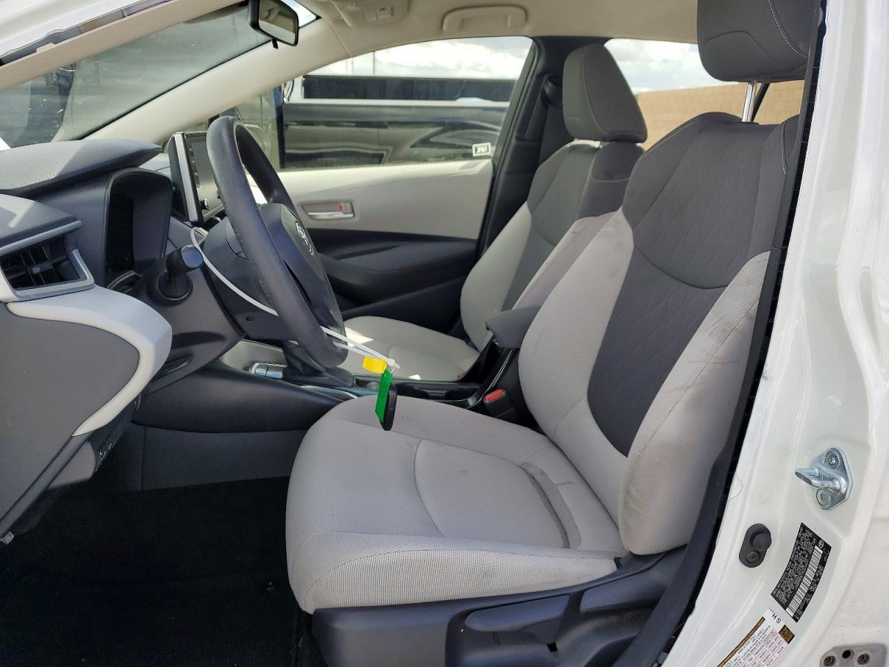 2021 TOYOTA COROLLA