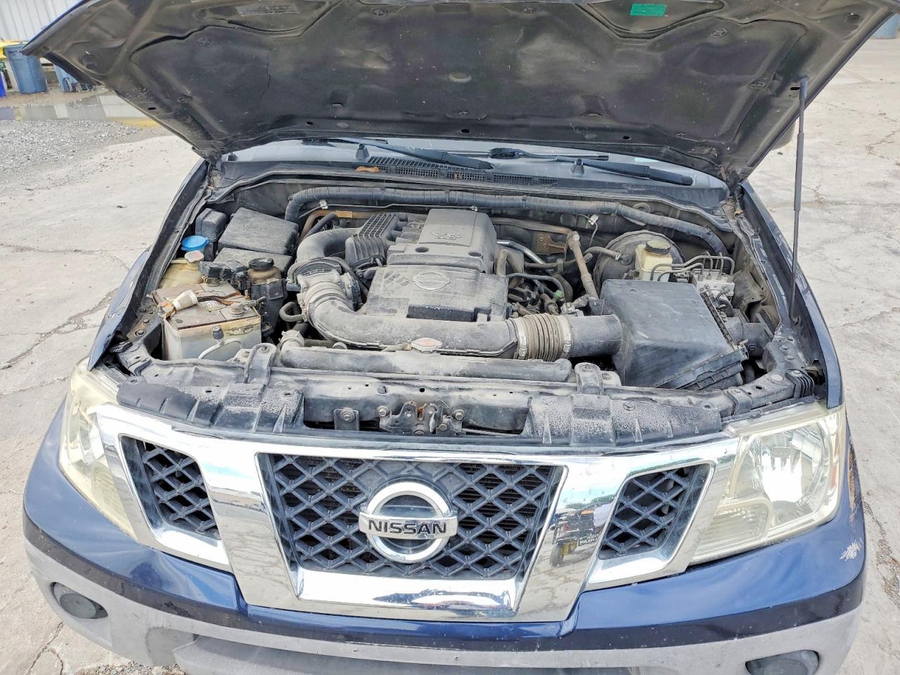 2015 NISSAN Frontier