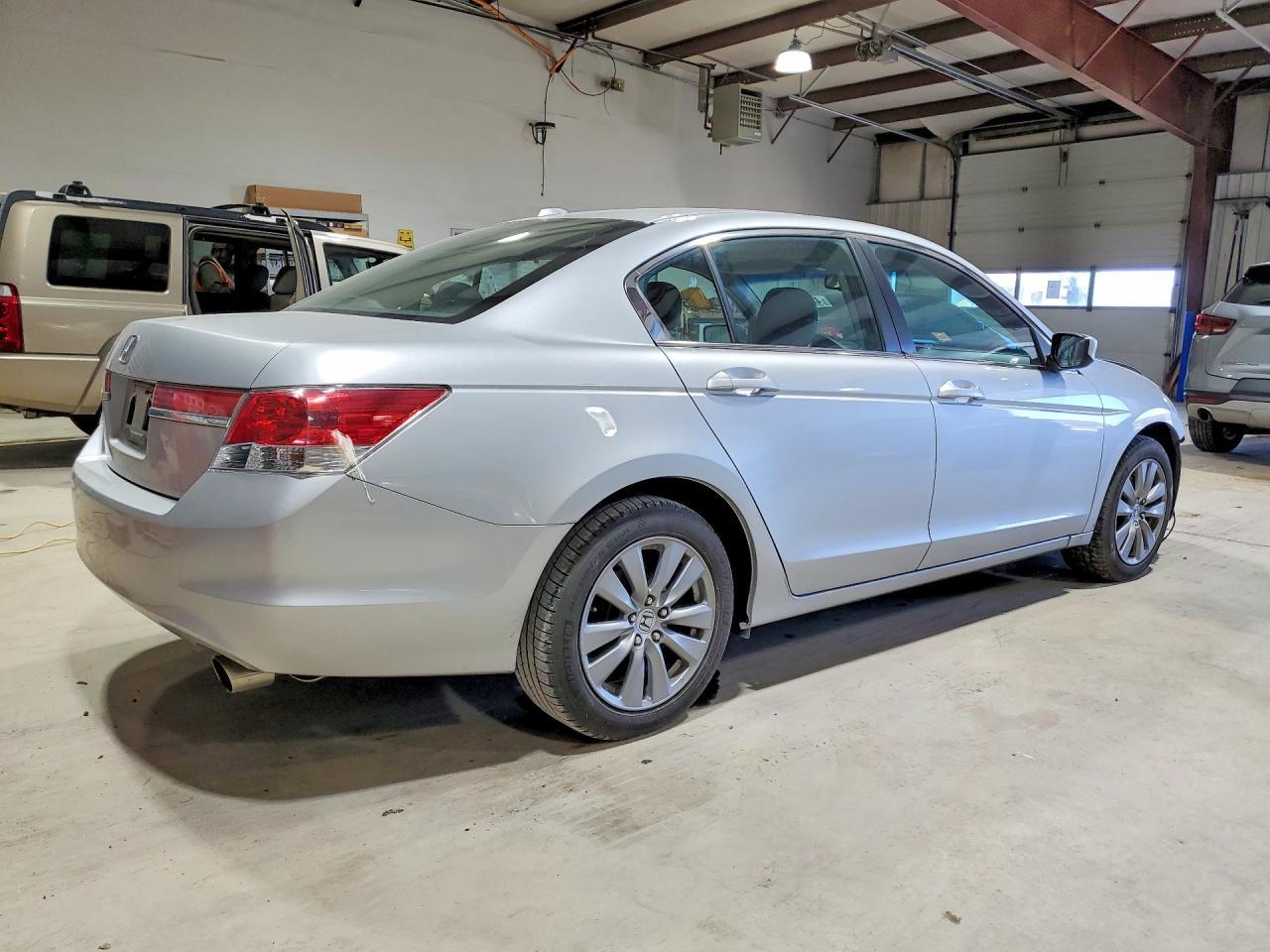 2011 HONDA ACCORD