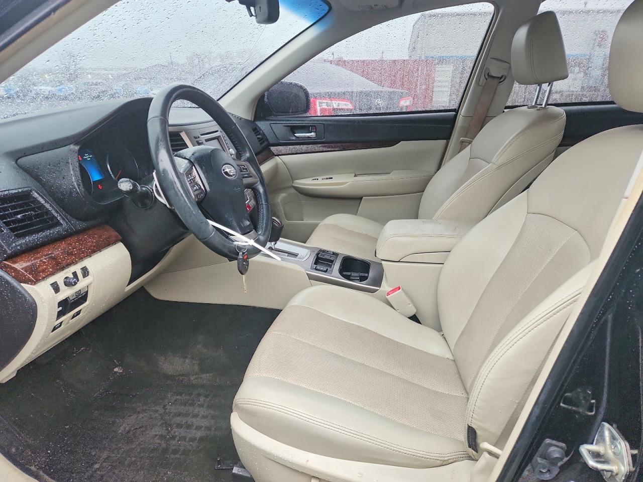 2014 SUBARU Legacy