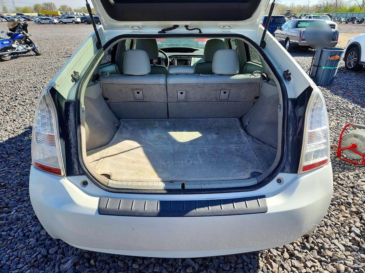 2011 TOYOTA PRIUS