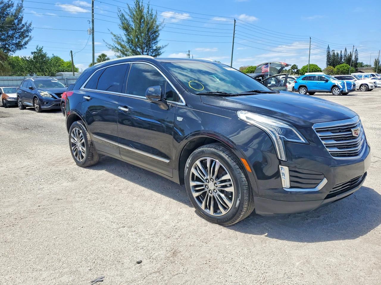 2018 CADILLAC XT5