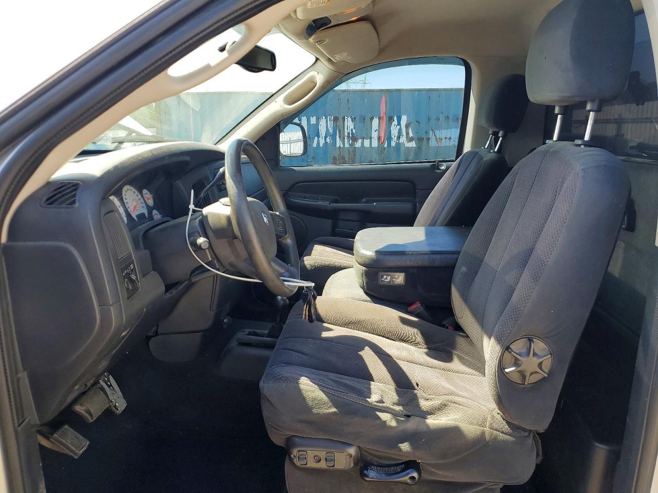 2004 DODGE RAM 1500