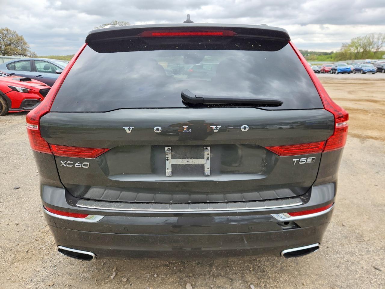 2020 VOLVO XC60