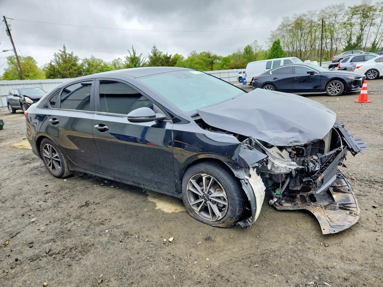 2023 KIA FORTE