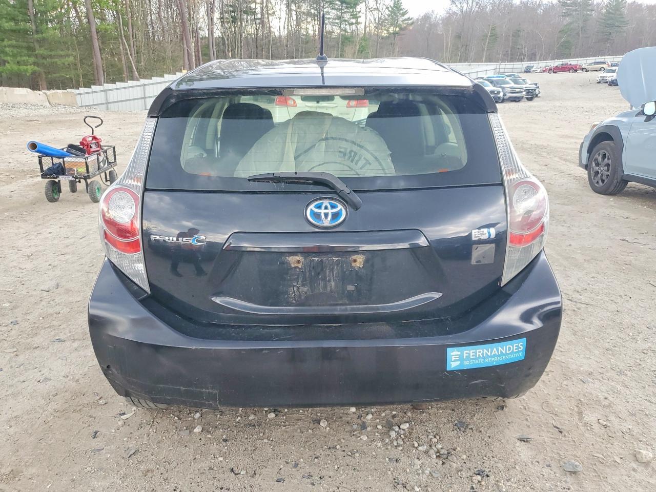 2013 TOYOTA Prius c
