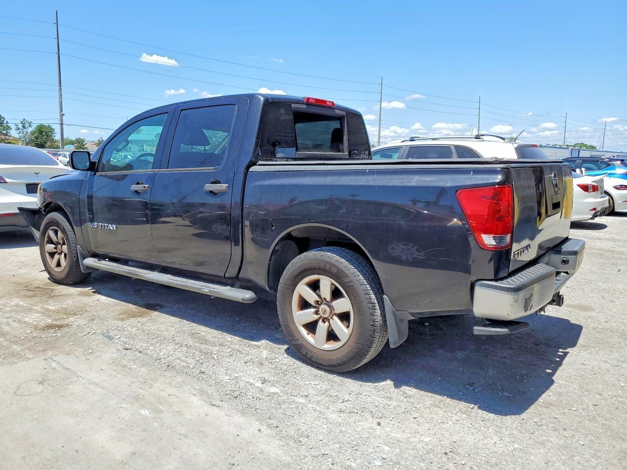 2012 NISSAN Titan