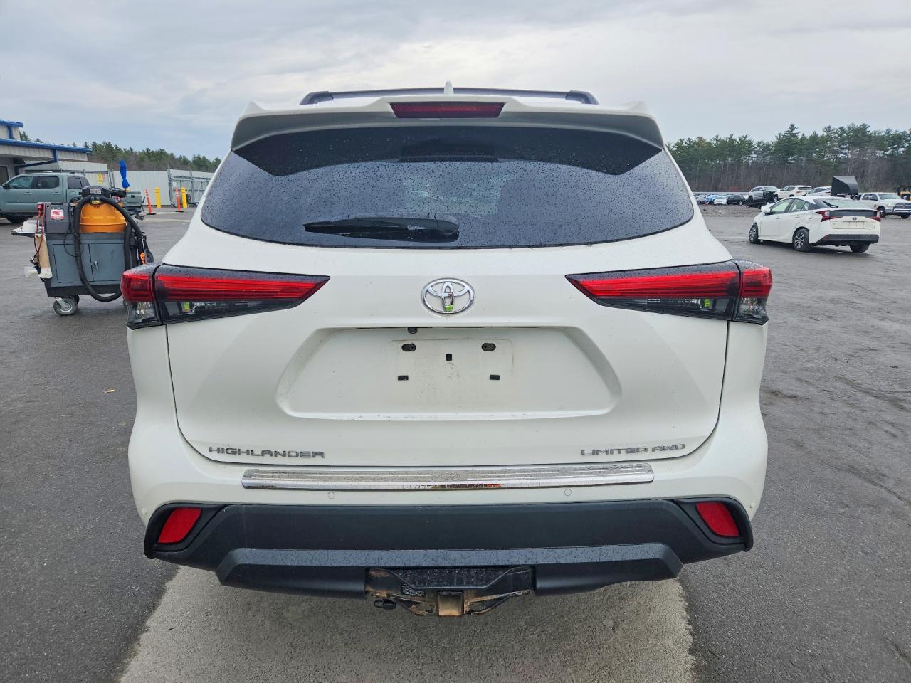 2020 TOYOTA HIGHLANDER
