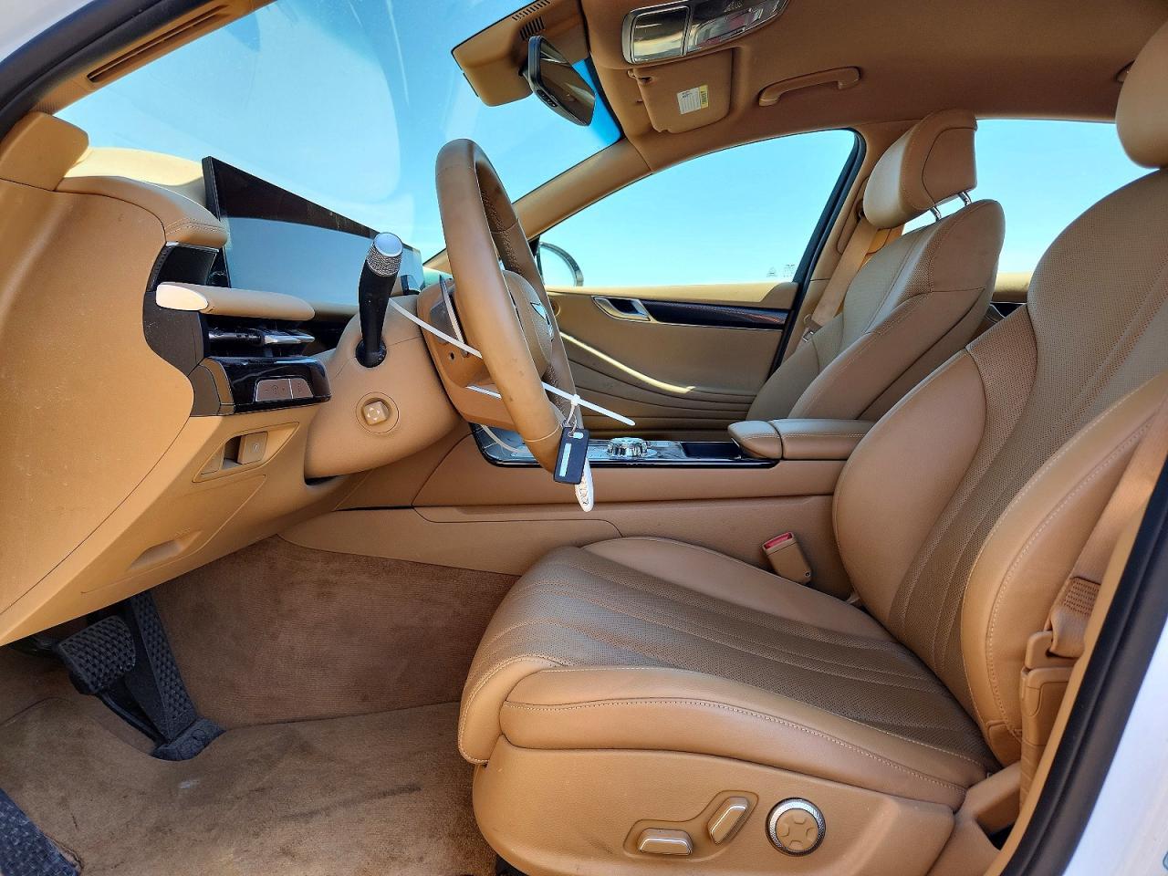 2025 GENESIS G80