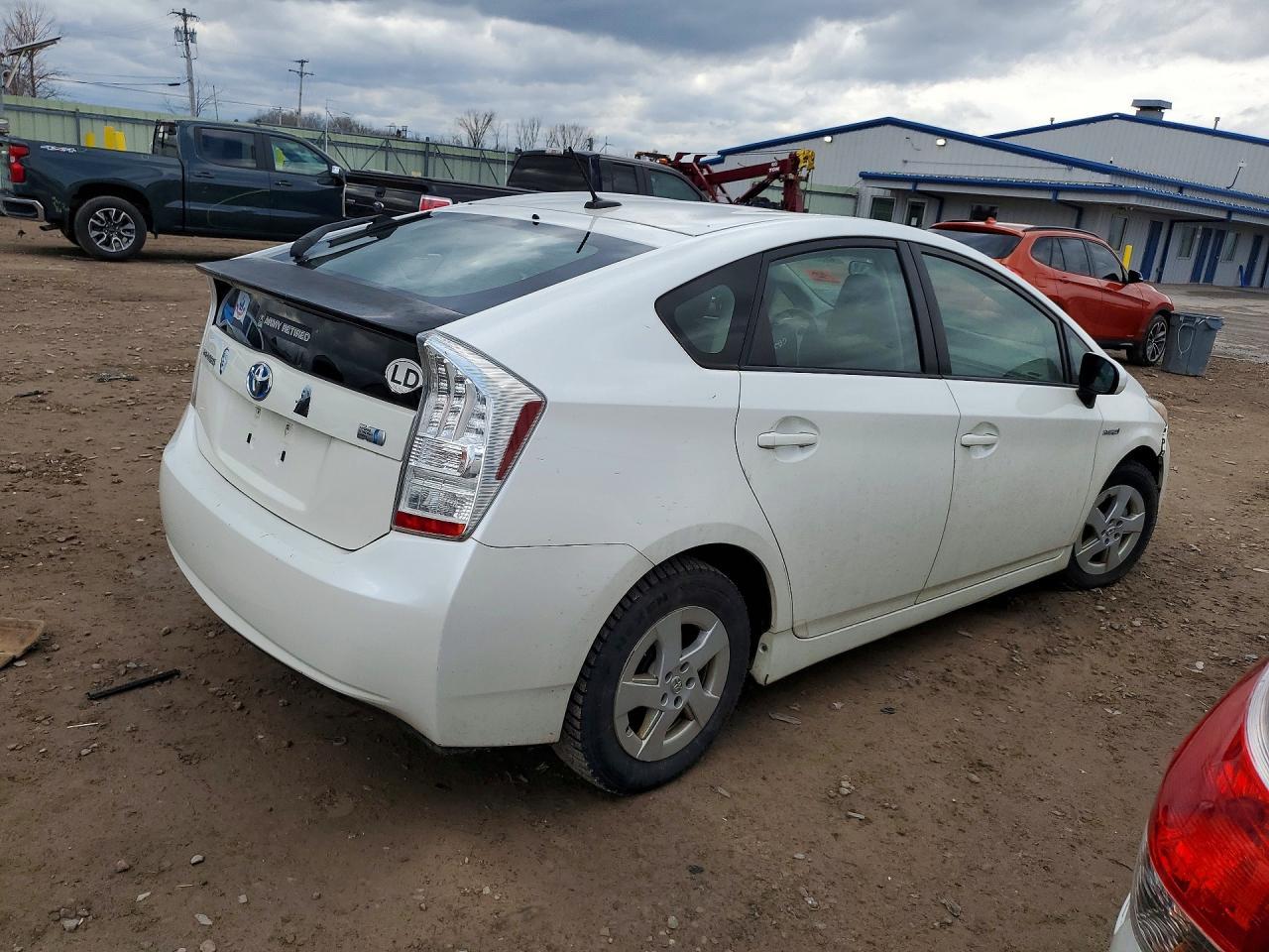 2010 TOYOTA PRIUS