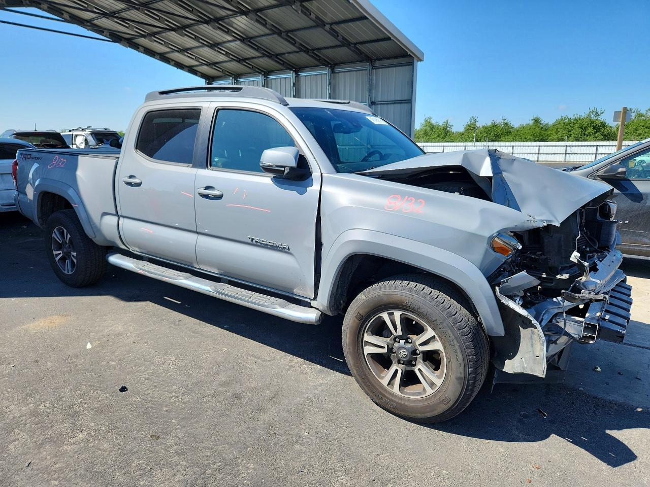 2018 TOYOTA TACOMA