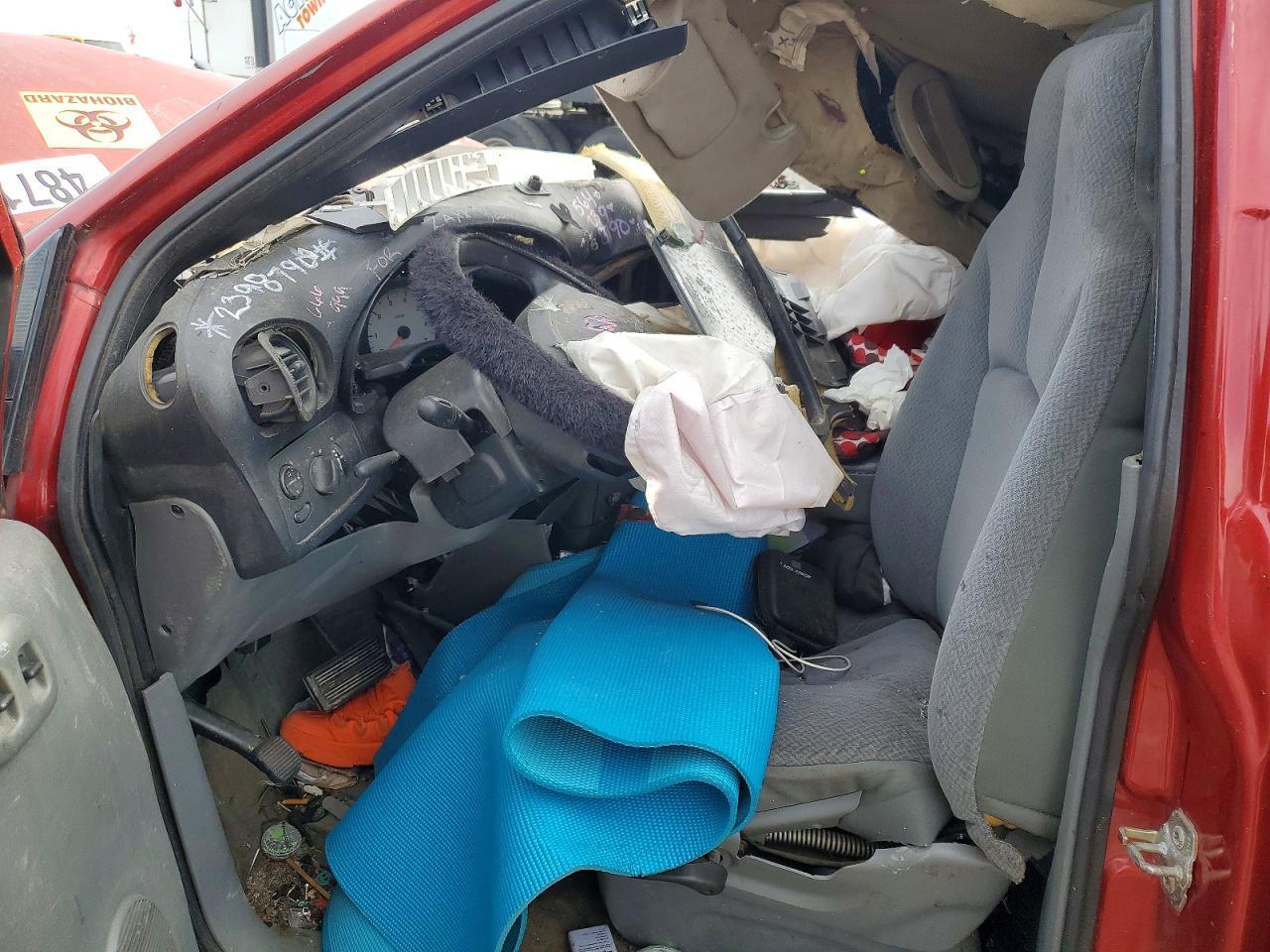 2004 DODGE GRAND CARAVAN