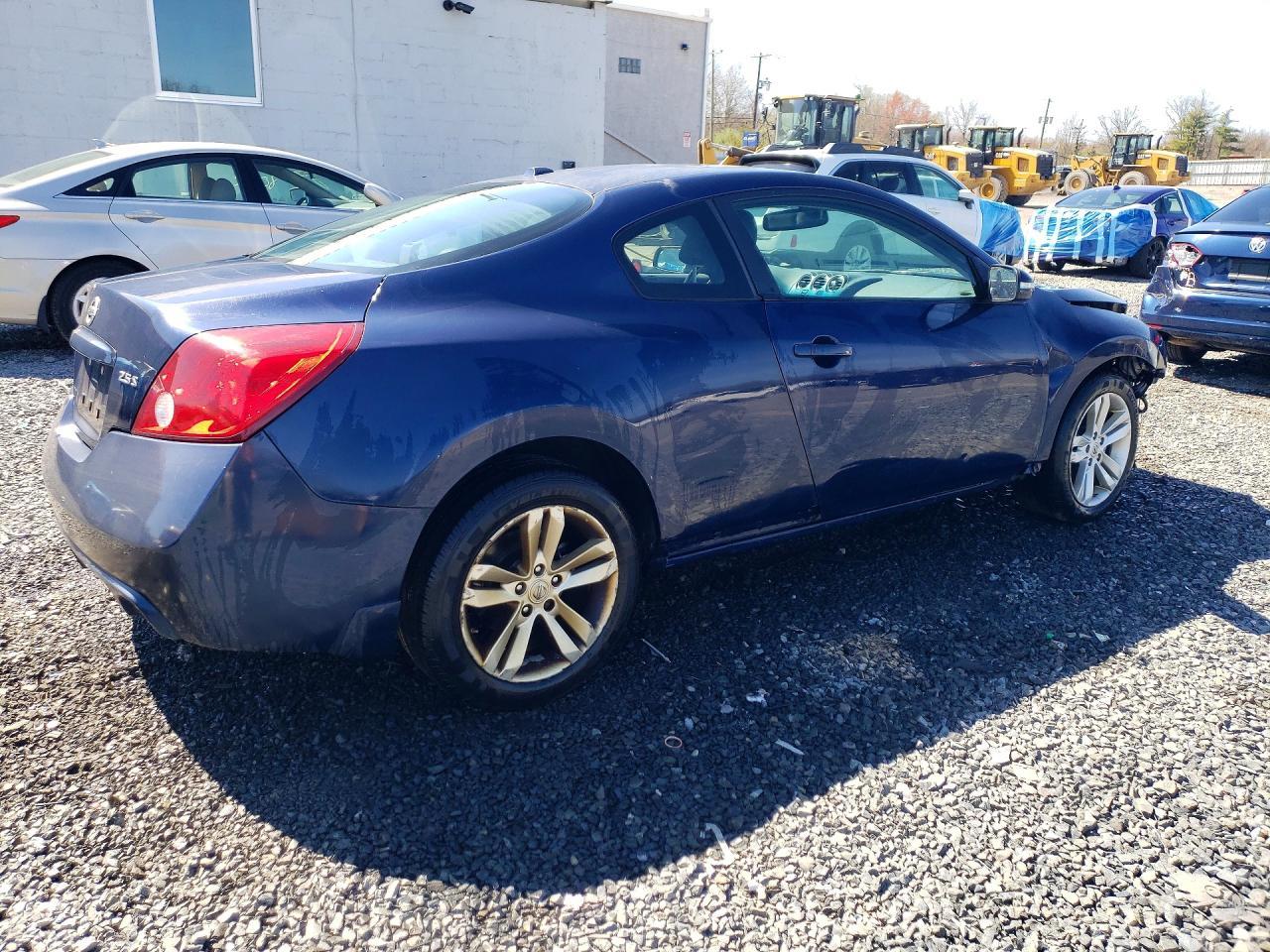 2010 NISSAN ALTIMA