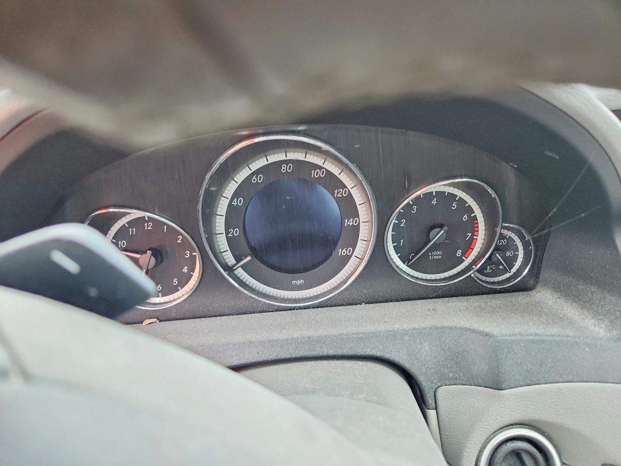 2013 MERCEDES-BENZ E-Class